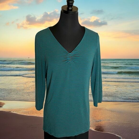 Tommy Bahama Soft Stretchy Teal Stripe Top, Size Large - Picture 1 of 9
